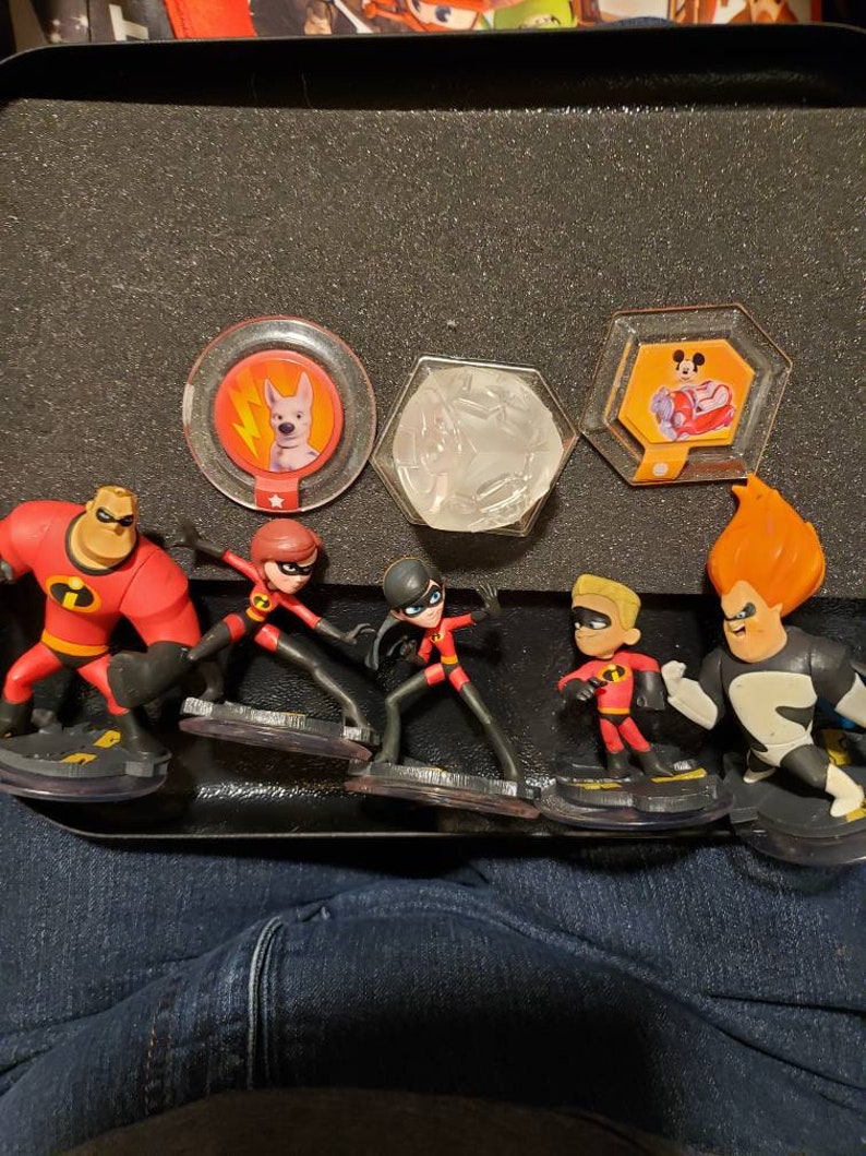 1 playset Violet and 2 power discs Disney Infinity Incredibles lot of 5 characters Dash Free shipping Helen Bob /& Syndrome.