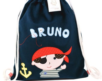 Borsa-zaino con un pirata per un ragazzo, un bambino in età prescolare, ginnastica borsa, zaino per il tuo piccolo con un pirata, personalizzato zaino