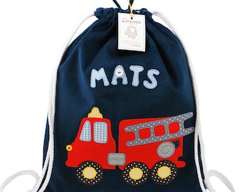 Een persoonlijke, persoonlijke tas voor een jongen een peuter met een wagen van brand. jongens rugzak met een wagen van brand, gymnastische tas kind