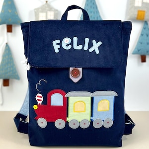 Sac à dos avec un train pour un petit garçon, sac avec un train pour un enfant d'âge préscolaire, sac à dos pour un tout-petit avec un « choo-choo », sac à dos avec le nom de l'enfant, train