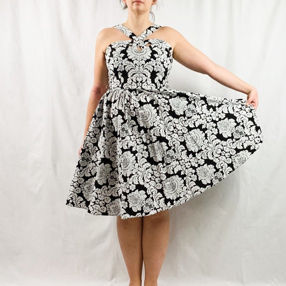 Vintage Bernie Dexter 50s Style Black and White Su