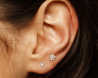 CZ Flower Labret, 16GA Surgical Steel Internal Threaded Ear Piercing