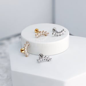 1pc Internally Threaded 316L Surgical Steel Flat Back Stud 1 piece of 6 Marquise CZ Gem Set Curve Top Cartilage Conch Helix Bar earrings