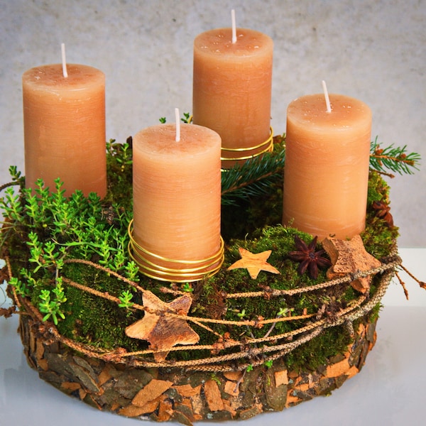 Advent wreath, brown, natural materials, moss, succulent, bark, stars, natural Advent wreath