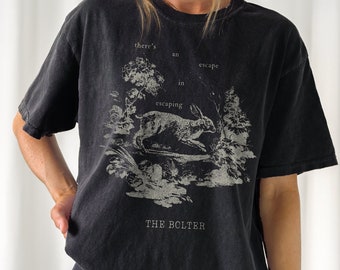Der Bolter | Grafik-Shirt | Songtext, Vintage, Unisex Tee, Academia, gefolterte Dichter, Kaninchen