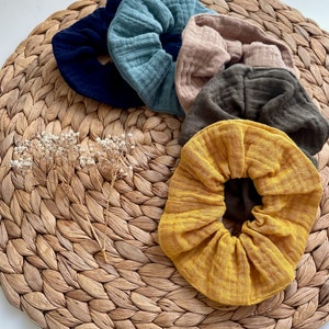 Musselin Scrunchie Organic in vielen Farben biologisch, fair, Zero waste image 3