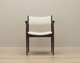 Sillón de teca, diseño danés, década de 1960, producción: Dinamarca