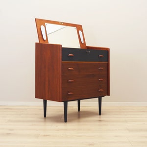 Toletta in teak, design danese, anni &#39;70, produzione: Danimarca