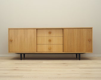 Credenza in rovere, design danese, anni '90, produzione: Danimarca