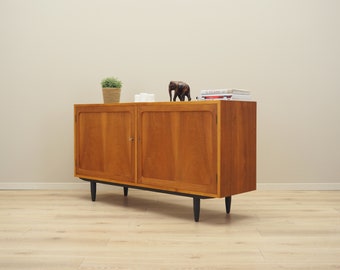 Nussbaum Schrank, Danish Design, 1960er Jahre, Herstellung: Denmark