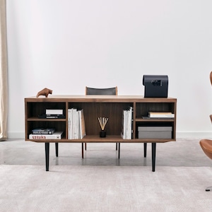Desk in a mid-century Scandinavian style made of walnut vaneer Livlo O-B01