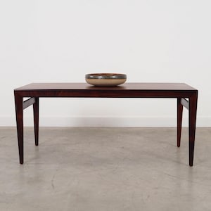Couchtisch aus Palisander, Dänisches Design, 70er Jahre, Designer: Illum Wikkelsø, Hersteller Koefoeds Møbelfabrik