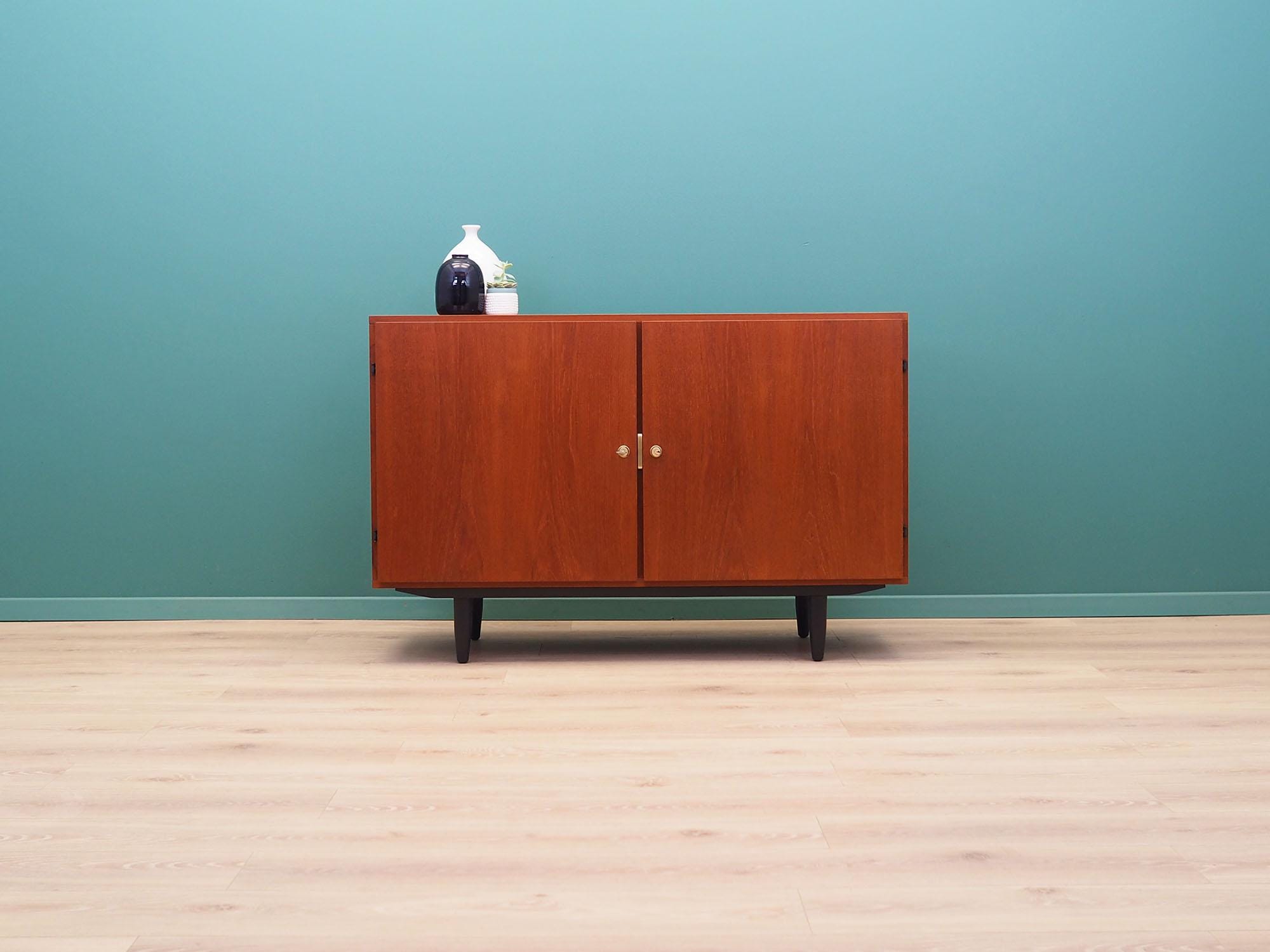 Commode En Teck, Design Danois, Années 70, Production Danemark
