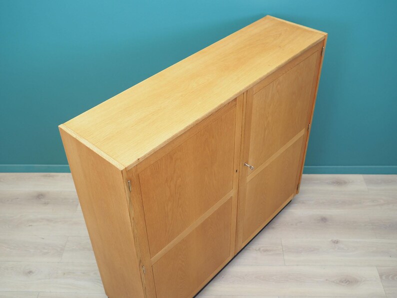 Oak dresser, 60s, Danish design, made in Denmark image 5