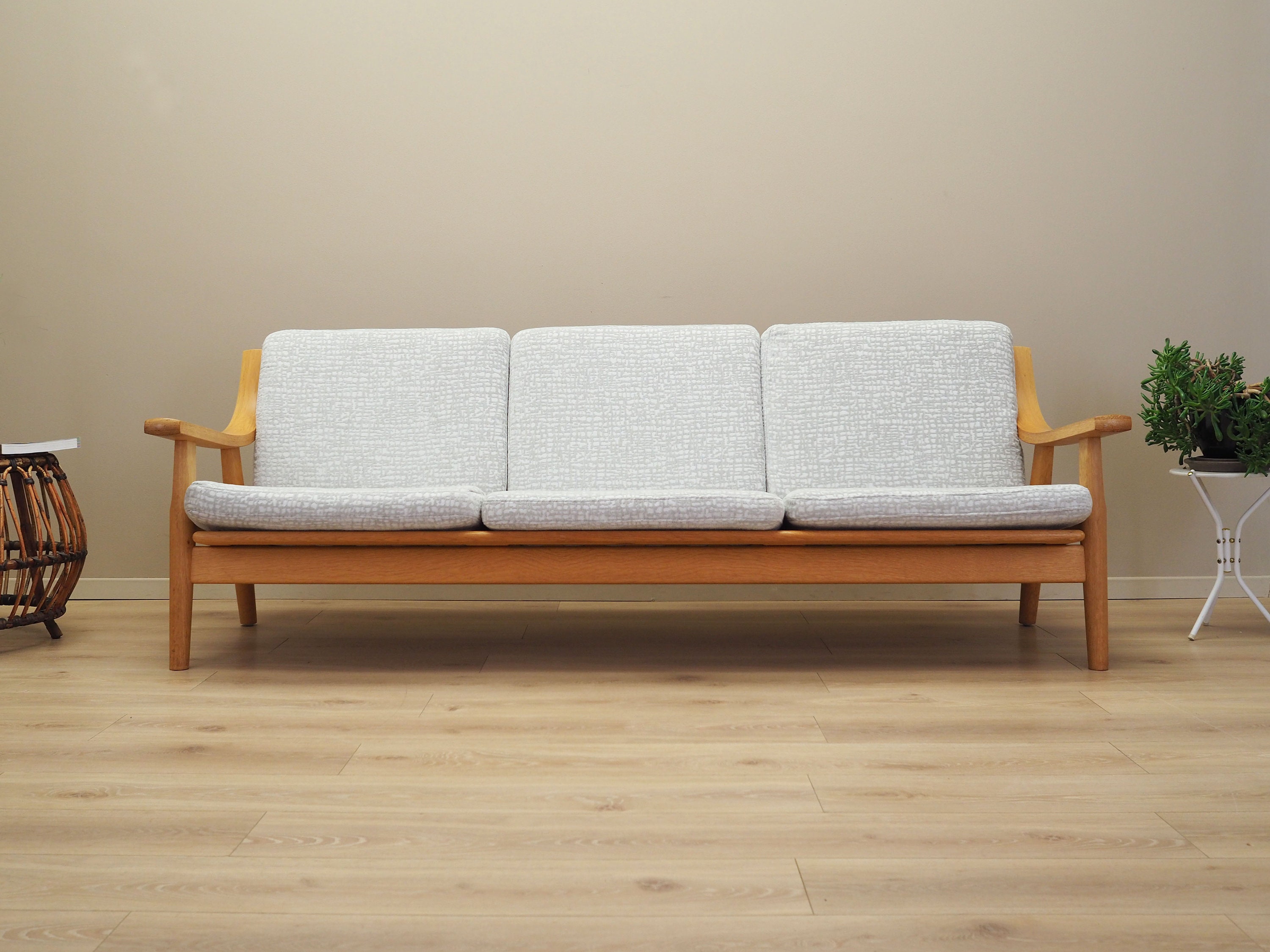 Buy Oak Sofa, Danish Design, 1960s, Designer: Hans J. Wegner