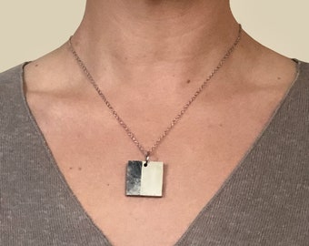 B\W Marbled with White Concrete Art Square Pendant
