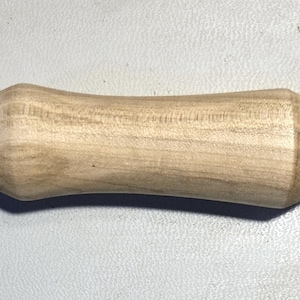 Descosedor con mango de madera torneado a mano