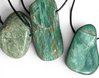 Fuchsite Tumble Stone Pendant, Fuchsite Crystal Pendant Tumble Stone Pendant, Drilled Fuchsite, Fuchsite Crystal, Crystal Pendant, Fuchsite