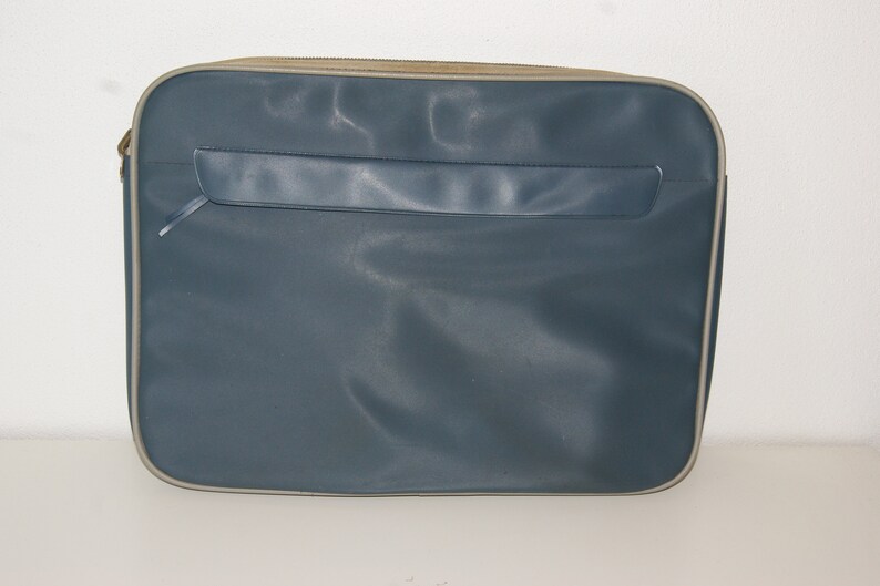 Hip Briefcase in pigeon blue image 1