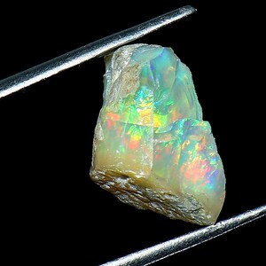 4.20 Ct, Ethiopian Opal Raw, Natural Opal Raw, Welo Opal Raw, Multi Fire Opal, Opal Crystals, Opal Raw For Jewelry Making
