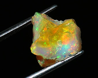 Raro opale di Welo etiope grezzo, opale di benvenuto grezzo, opale di fuoco di Welo, opale di benvenuto grezzo, pietra preziosa naturale di opale di Welo, ct, 3,55 dimensioni 14×12×8