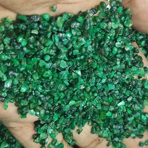 100 pcs/Natural Emerald Understand/Earth Mined Emerald/ Emerald Green Stone/Emerald Rough Stones/Raw Emerald Stone/Healing Mineral Stone