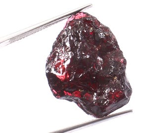 41 Cts Garnet Rhodolite Raw AAA + Qualität Natürliche lila Farbe Granat Rhodolite Rough Hige Qualität Rohedelsteine Größe 25x18x10 MM