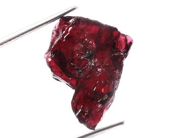 14 Cts Garnet Rhodolite Raw AAA + Qualität Natürliche lila Farbe Granat Rhodolite Rough Hige Qualität Roh Edelsteine Größe 18x14x5 MM