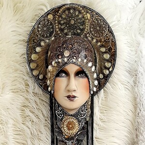 art deco gotische muur gezicht hoofd nouveau mooi hangend handgemaakt flapper dolly stijl decoratie vintage praag 20s theater prop boho mod