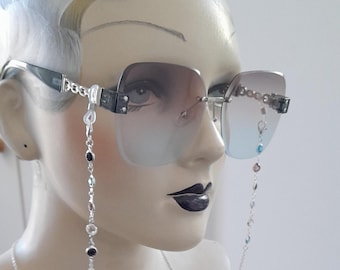 Oversized Gradient Sunglasses with Safety Chain