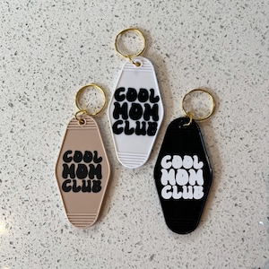 Cool Mom Club Motel Keychain | Fun Keychain | Cool Keyring | Retro Motel Keychain