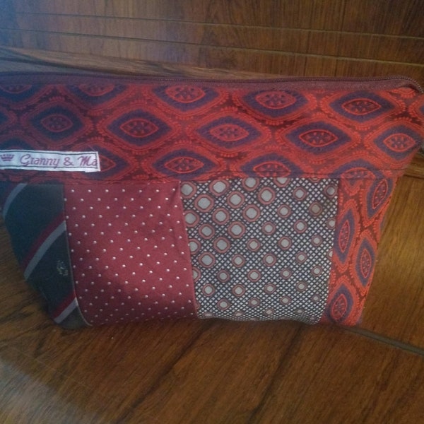 Tasche/Clutch aus Krawatten