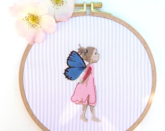 Stickdatei Elfe Schmetterling Flügel Wichtel Mädchen Märchen Kinder Fee digitaler Sofortdownload