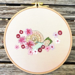 3 broderifiler: snigel, barn, bebis, snäckskal, blommor, trädgård, natur, sömn, saga, flicka, naturlig broderidesign, digital nedladdning