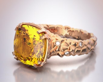 Bague citrine et diamants en or véritable 18 carats ou 14 carats fabriqué en Italie. Bague en or brut et poli, bague de haute joaillerie italienne.