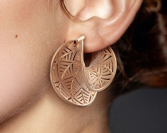 14k or 18k Solid Gold Hoop Earrings: Italian Polished Gold Hoops, 23mm