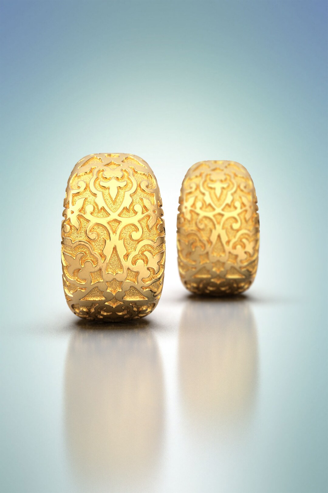 Gold Hoop Earrings Made in Italy by Oltremare Gioielli. Everyday Hoop