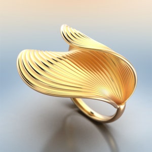 Elegant Gold Ring Made in Italy in 14k or 18k | Oltremare Gioielli