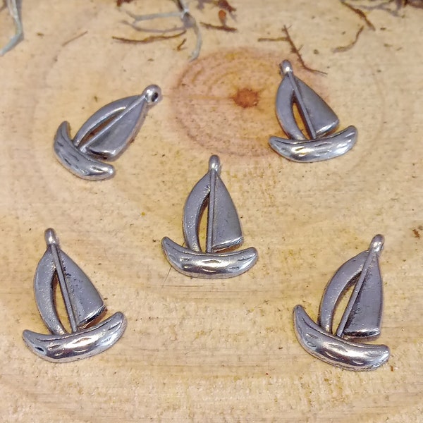 set of 5 old silver sailing boat charms