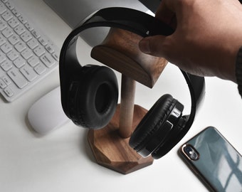 Walnut Headphone Stand, Headphone Holder, Gaming Headset Stand, Office Décor, Gift for him, Music Lover, Handmade Wood