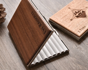 Caja de cigarrillos personalizada, Caja de cigarrillos de madera, Porta cigarrillos de metal, Regalo personalizado, Regalos de Navidad, Regalo de padre, Regalo único para él/ella