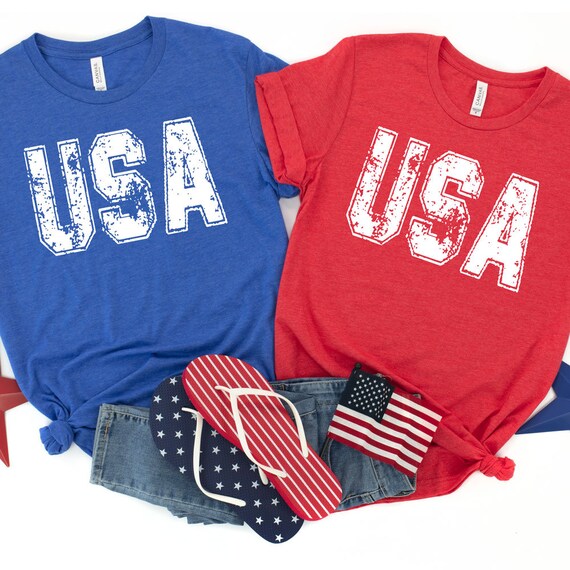 Women's DISTRESSED USA Patriotic 4th Fourth of July Fireworks Graphic Tee T-shirt Plus Size avail 3X 3XL 4X 4XL