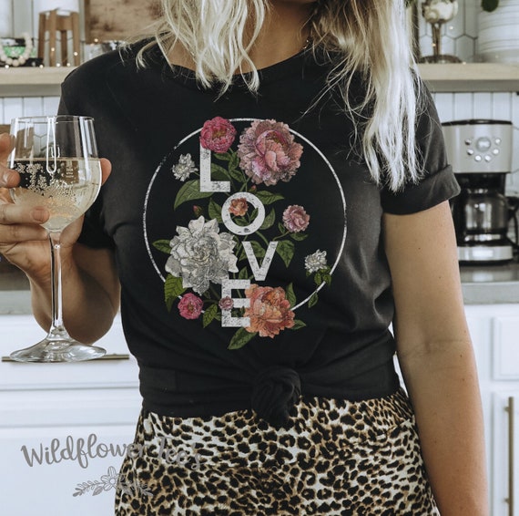 Women's Pretty Vintage Roses FLORAL LOVE Inspirational Romantic Chic Tee T-Shirt Graphic Tee Plus Size 3XL 4XL 5XL Avail