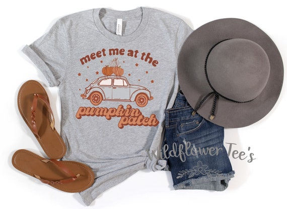 Women's Retro Meet Me At THE PUMPKIN PATCH Falloween Fall Halloween  Limited Tee T-Shirt Graphic Tee Sizes S - 4XL 5XL Avail