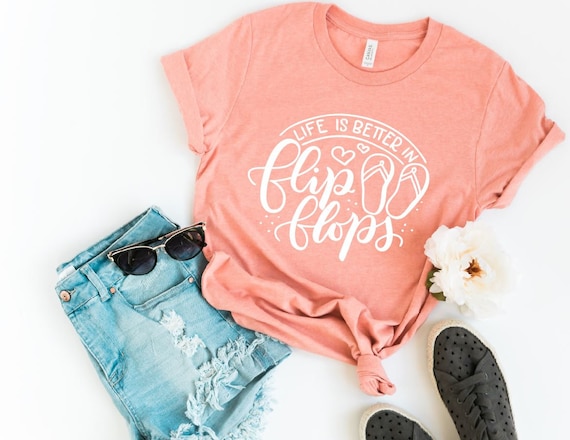 Women's Life is better in FLIP FLOPS Summer Vacation Beach LakeRiver Tee T-Shirt Graphic Tee Plus Size 3X 3XL 4X 4XL Avail
