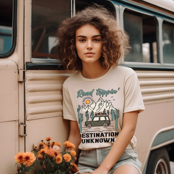 Women's Travel ROAD TRIPPIN Destination Unknown Retro Graphic Tee T-Shirt Plus Size avail 3X 3XL 4X 4XL