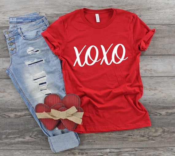 Women's VALENTINE'S DAY XOXO Limited Time Cute Holiday Love Hugs and Kisses Tee T-Shirt Graphic Tee Plus Size Avail in 3X 3XL 4X 4XL