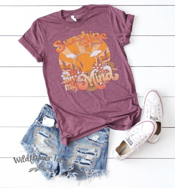 Women's SUNSHINE On MY MIND Cute Retro Summer Tee T-Shirt Graphic Tee Plus Size Available in 3X 3XL 4X 4XL