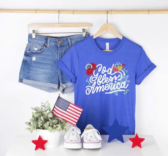 Women's GOD BLESS AMERICA Patriotic 4th Fourth of July Fireworks Graphic Tee T-shirt Plus Size avail 3X 3XL 4X 4XL