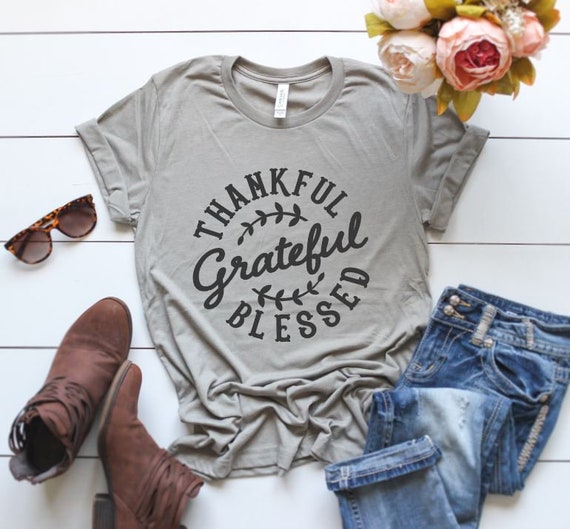 Women's GRATEFUL THANKFUL BLESSED Limited Time Cute Fall Autumn Seasonal Tee T-Shirt Graphic Tee Plus Size 3XL 4XL Avail